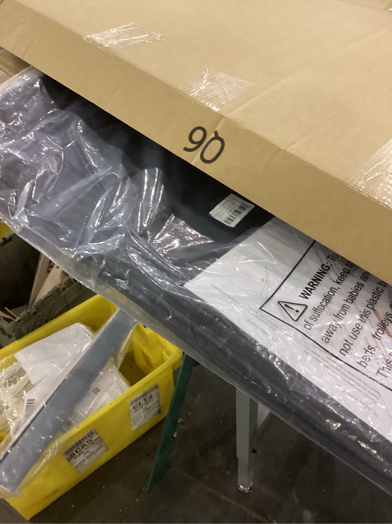 Condition photo showing New/Like New for Car floor mats