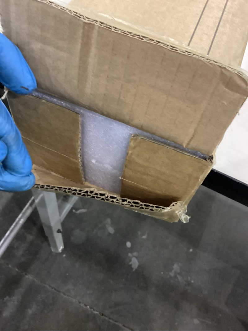 Retractable safety gate