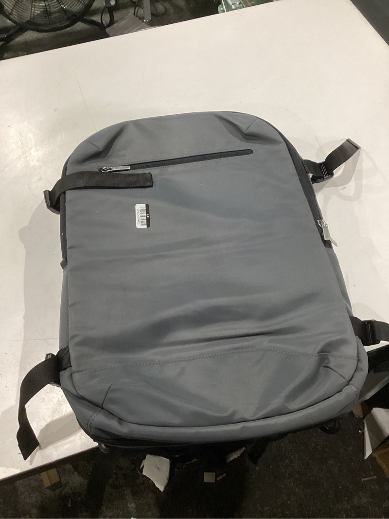 Condition photo showing Good Condition for 35l travel backpack - open story- gray