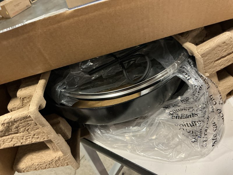 Condition photo showing Good Condition for mainstays 12" round ceramic skillet, black,nonstick, 1200w, removable temp control, dishwasher safe