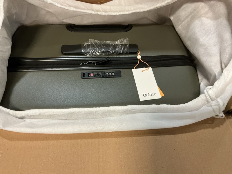 Condition photo showing Good Condition for Expandable Large Check-In Suitcase, Olive