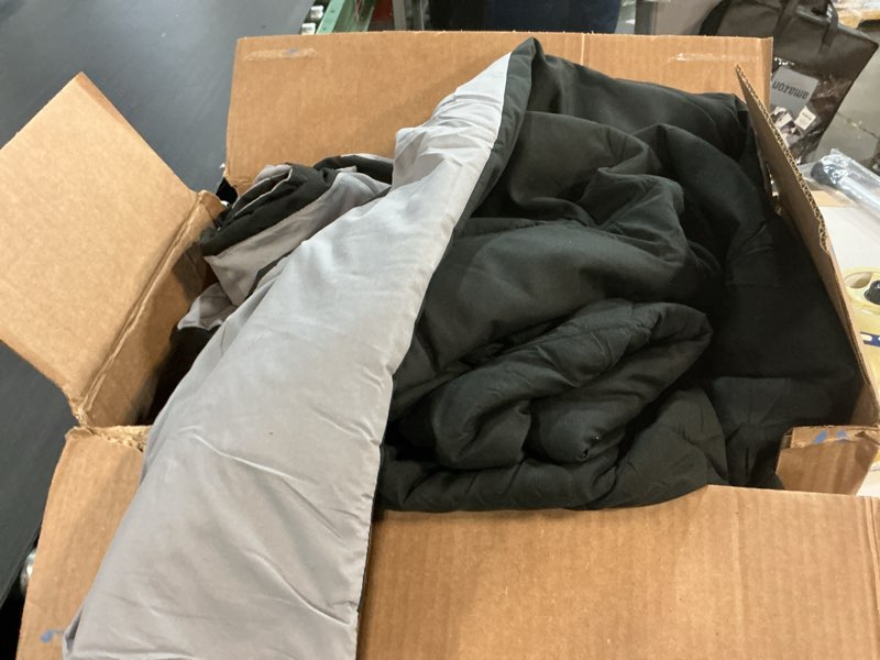 Condition photo showing As Is for bedsure twin comforter duvet insert, all season bed comforter, quilted down alternative duvet, box stitched comforters with corner tabs, machine washable, 68 x 88 inches (black/grey