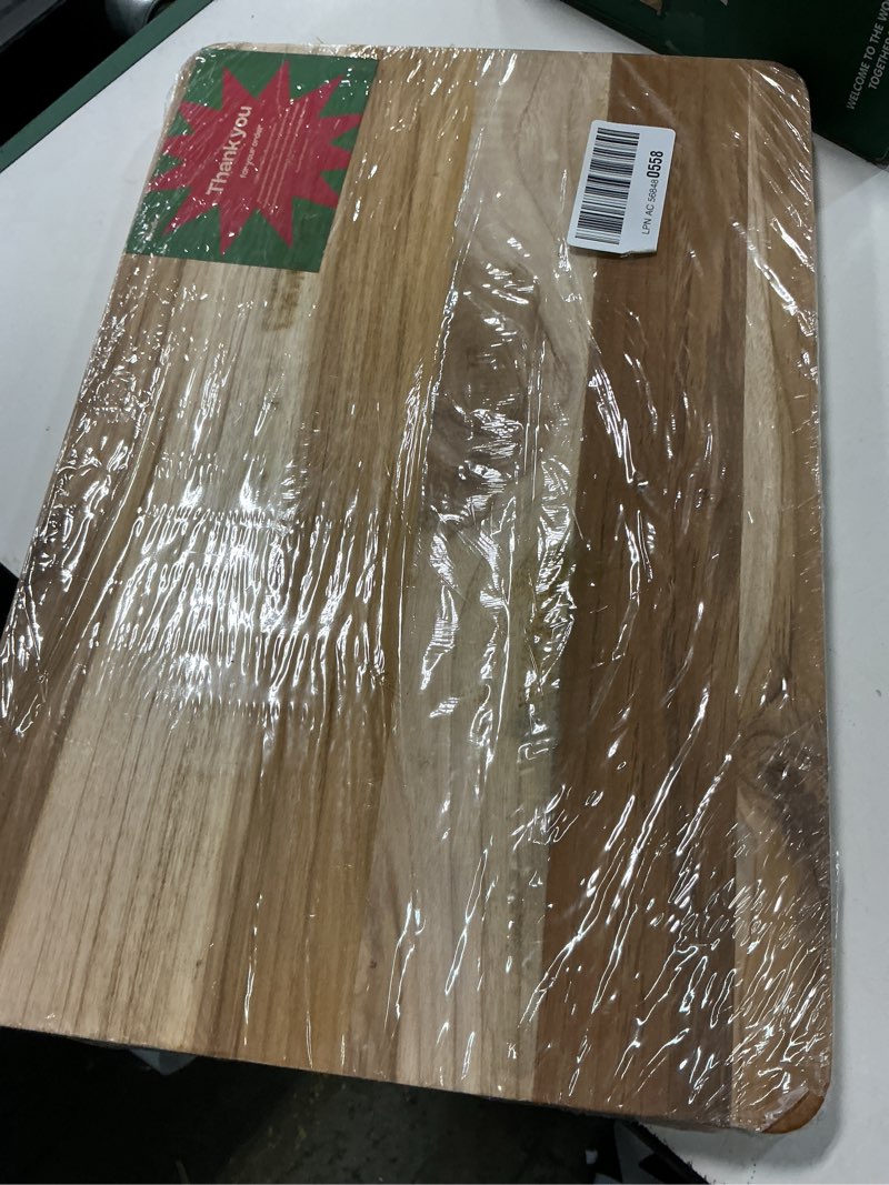 Condition photo showing Good Condition for riveira teak wood cutting board – gourmet teak grandeur: 18 x 12 wooden cutting board – natural wooden cutting boards for kitchen decorative – innovative juice grooves teak wooden chopping board