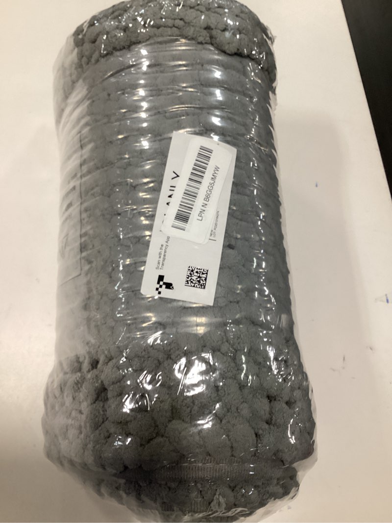 Condition photo showing Good Condition for olanly thick bathroom rugs 59x24, extra soft absorbent chenille bath rugs, rubber backing, machine wash dry, bath mats for bathroom floor, tub and shower, home decor accessories, grey grey rectangular 59" x 24"