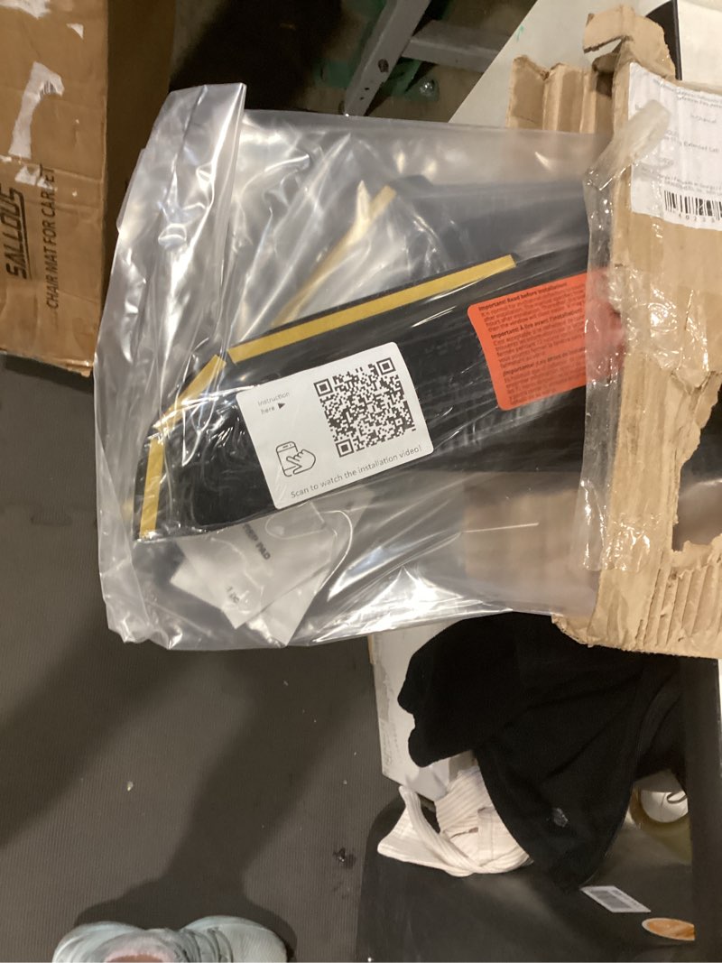 Condition photo showing Good Condition for auto ventshade [avs] ventvisor/rain guards | outsidsmoke