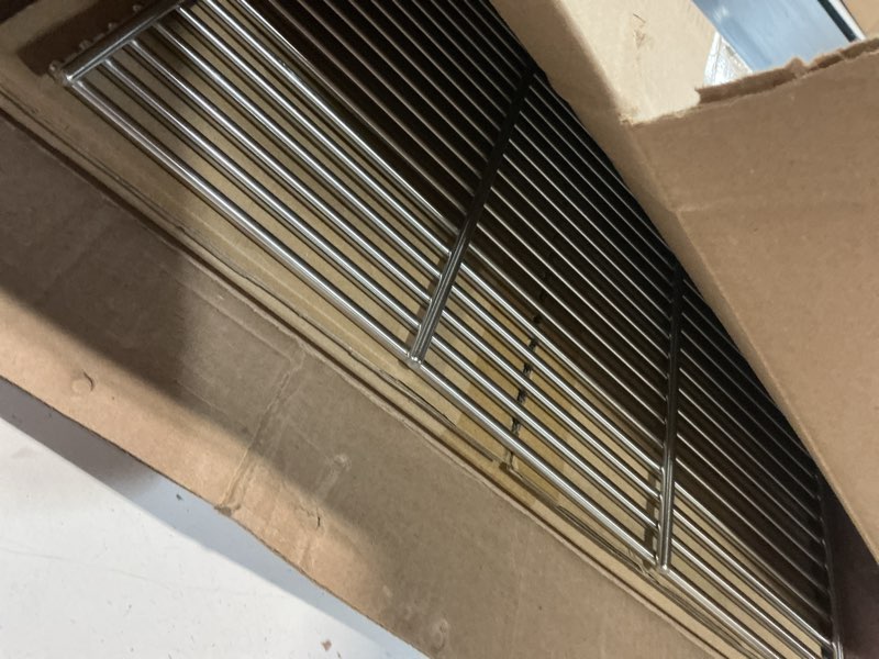 Condition photo showing Good Condition for 1pack 20inch stainless steel grill steel wire cooking grid rock grates replacement parts for chargriller 5050,king griller 3008 5252 grills grate part