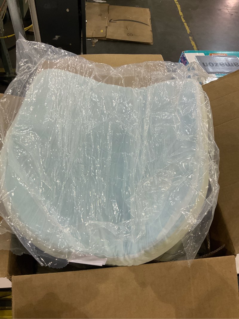 Condition photo showing Good Condition for Outdoor seat cover