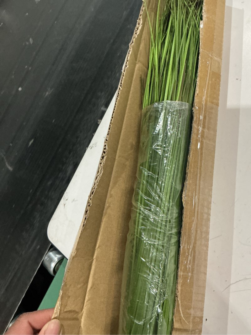 Condition photo showing Good Condition for uqueeten 12pcs fake plants artificial wheat grass greenery plastic plants fake grass artificial plants for outdoor decor artificial grass plant with greenery stems for indoor home decoration 26.4" tall-12pcs