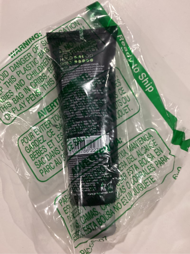 Condition photo showing New/Like New for yper Asp Mode Dream Cream Illuminating Blow-Dry Cream (4.23 oz) with Teasing Comb Pack 1, Black