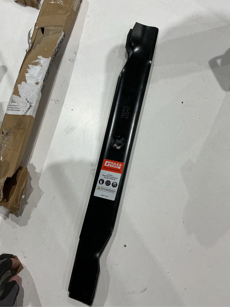 Condition photo showing As Is for grasscool lt2000 lt1000 mulching blades for craftsman 42 inch mower replace 422719 134149 with 5-star mounting pattern ys4500 42''deck riding lawn tractor 532134149 138971