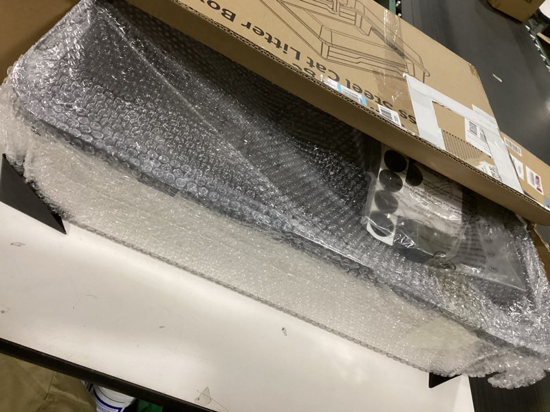 Condition photo showing New/Like New for Stainless Steel Extra Large Litter Box | Enclosed Cat Litter Boxes with Lid for Big Cats & Multi-cat | High Sided, Anti-Urine Leakage | Non-Stick?Dark Gray? XXX-Large Dark Gray