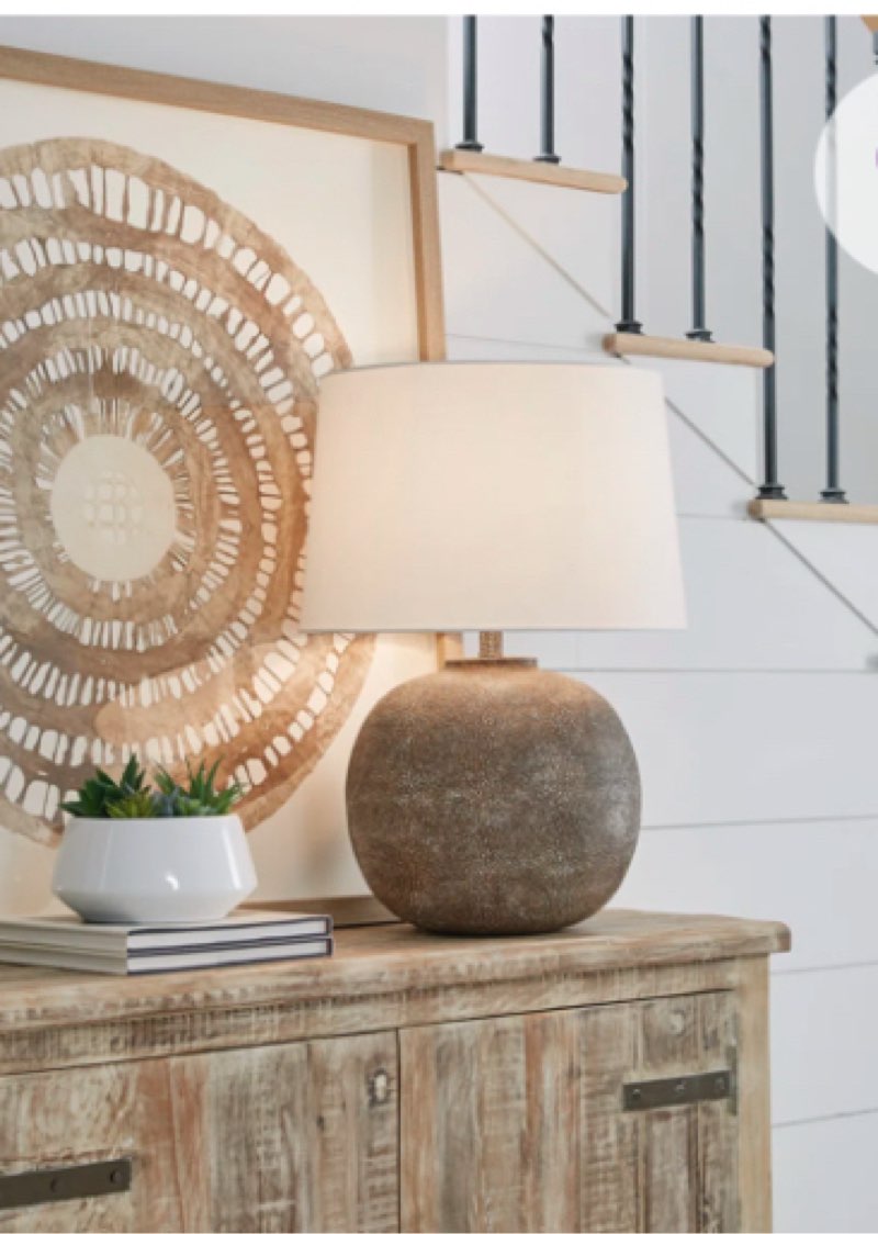 Malaeya Table Lamp