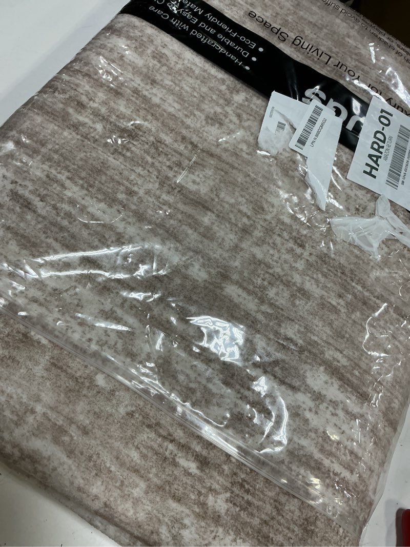 Condition photo showing Good Condition for Unique Loom Sofia Collection Area Rug - Casino (3' 3" x 5' 3" Rectangle, Dark Gray/ Ivory) 3'3" x 5'3" (Rectangular) Dark Gray/Ivory