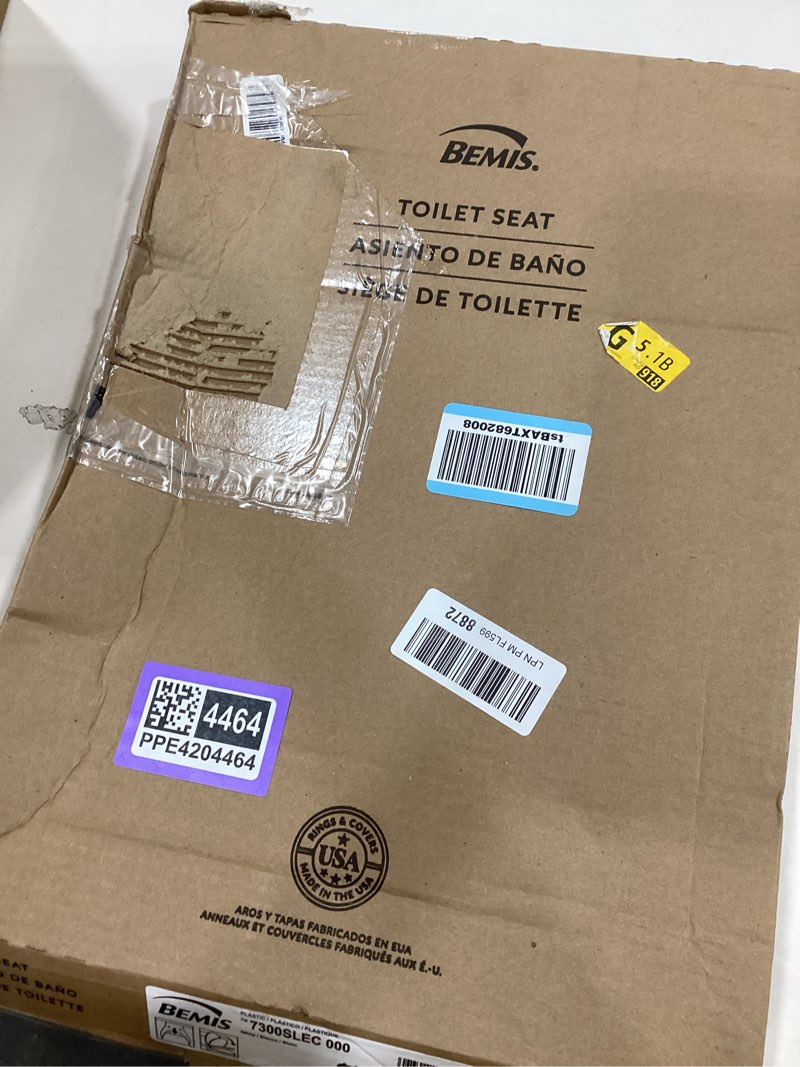 Condition photo showing Good Condition for bemis 7300slec slow close toilet seat, easy clean hinges and durable plastic seat, made in usa, elongated, white