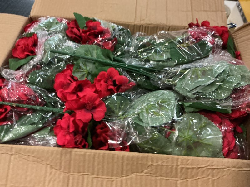 Condition photo showing New/Like New for hananona 24 pcs artificial geranium flowers for outdoors geranium silk red flowers outdoor uv resistant garden plants faux flower for christmas home kitchen table centerpieces decor (24, red) red 24