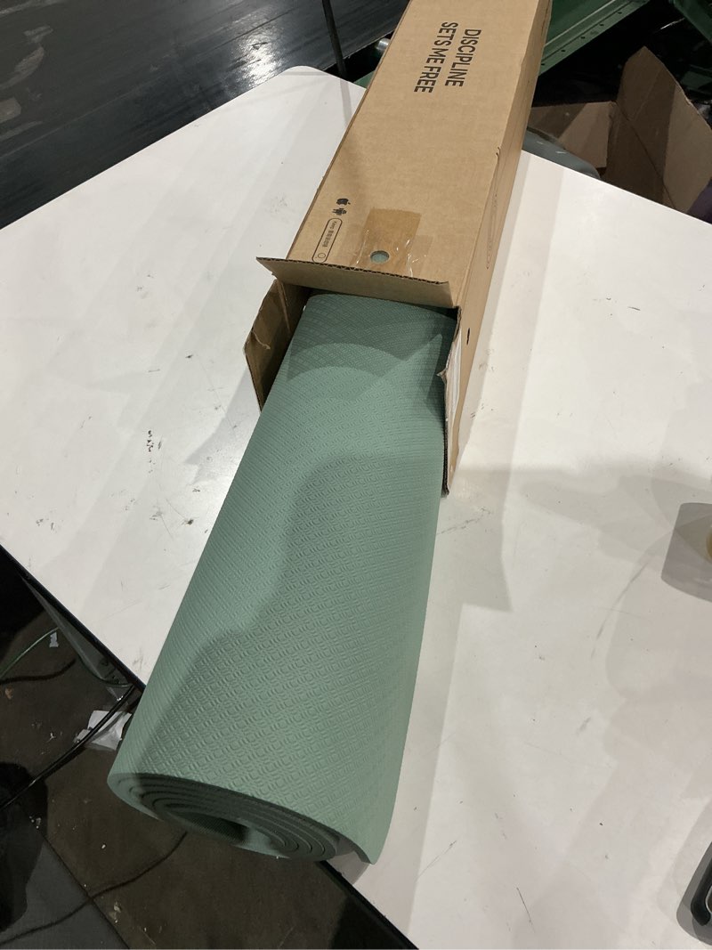 Condition photo showing Good Condition for keep extra wide yoga mat, 7mm thick 72" x 32" exercise mat | 7mm thick extra wide yoga mat with carry strap for home workout, yoga, exercise and pilates pale green