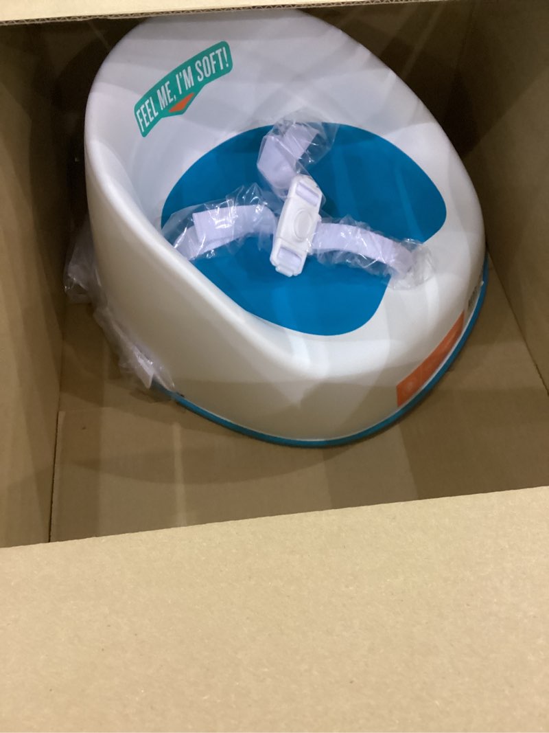 Condition photo showing Good Condition for Prince Lionheart Baby Booster Squish Seat for Dining Table, Soft Seat with 3-Point Harness and Dual-Strap System for Toddler