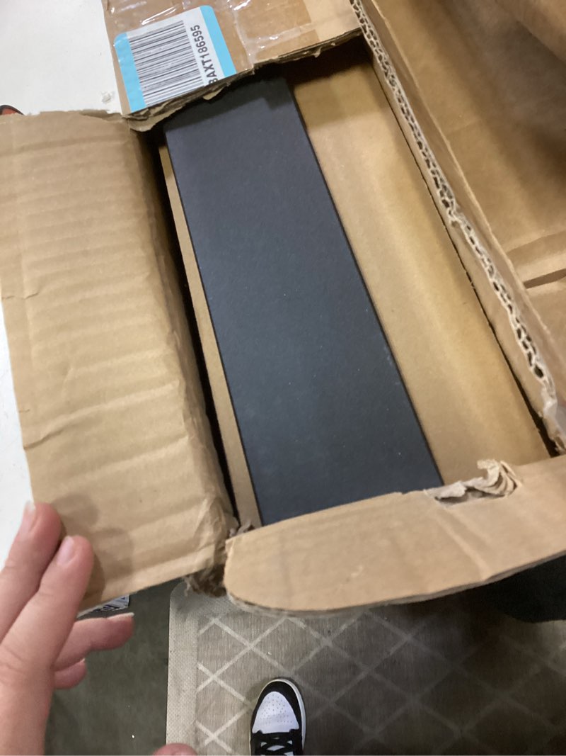 Condition photo showing Good Condition for Hidden Island Countertop Support Bracket 2 Pack Black 22 Inch Heavy Duty Granite Countertop Bracket Iron Island Support Brackets for Granite Quartz Wood 22 Inch Black-2 Pack