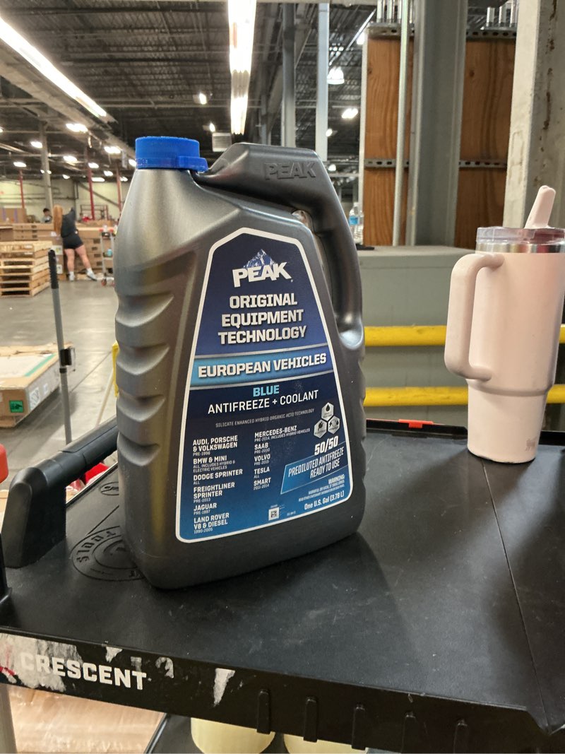 Condition photo showing Good Condition for peak original equipment technology european vehicles blue, 50/50 prediluted antifreeze & coolant, 1 gal