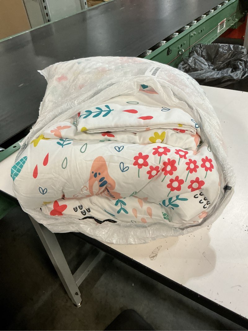 Condition photo showing Good Condition for perfemet girls floral comforter set twin size 4 pieces botanical flower bedding set butterfly pattern teens kids bed in a bag with sheets for all seasons(white, twin) white butterfly twin(4 pcs)
