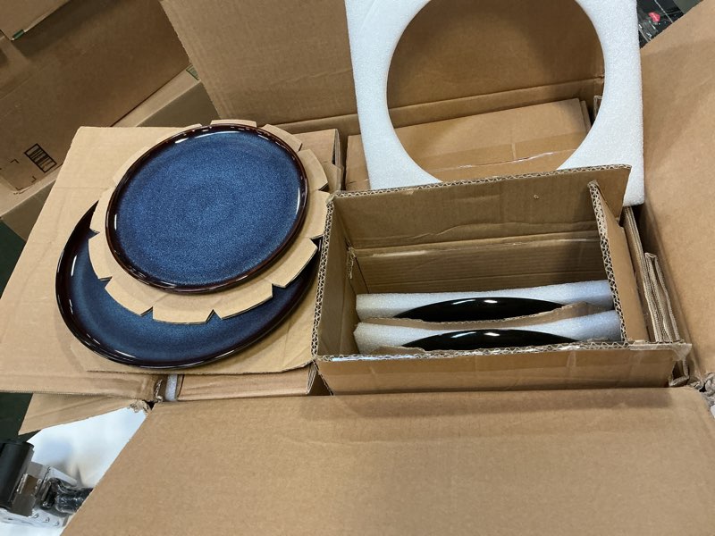 Condition photo showing New/Like New for LERATIO Ceramic Dinnerware Sets for 8,Stoneware Plates and Bowls Sets,Reactive Glaze Dishes Set,Highly Chip and Crack Resistant | Dishwasher & Microwave & Oven Safe Dishes set,Service for 8-Blue(24pc) Service for 8 ?24pcs? Modern-Blue