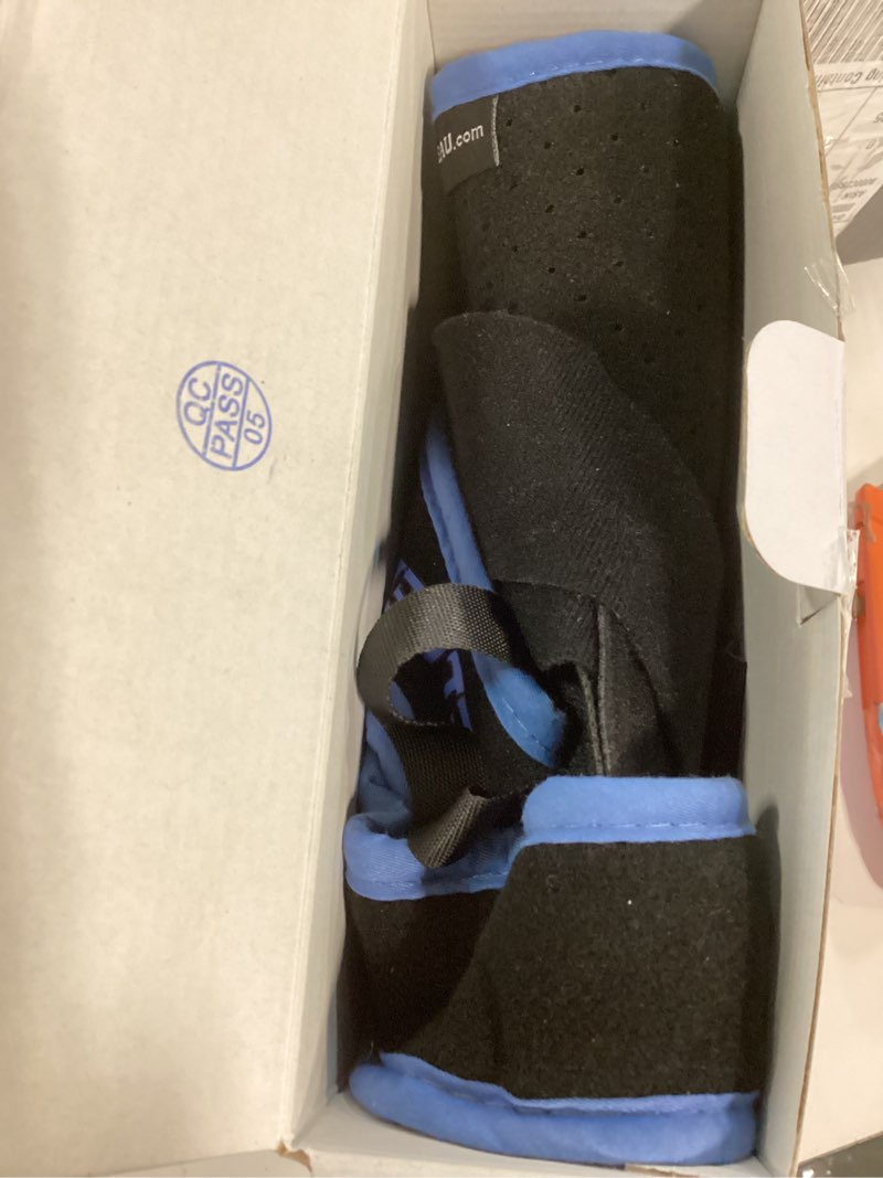 Condition photo showing Good Condition for VELPEAU Arm Sling Shoulder Immobilizer for Women and Men, fit Left or Right Arm - Rotator Cuff Support Brace - Medical Sling for Shoulder, Clavicle, Elbow Injury (Comfort type, 2X-Large: Bust 47?-53?) 2X-Large (Pack of 1) Comfort Version