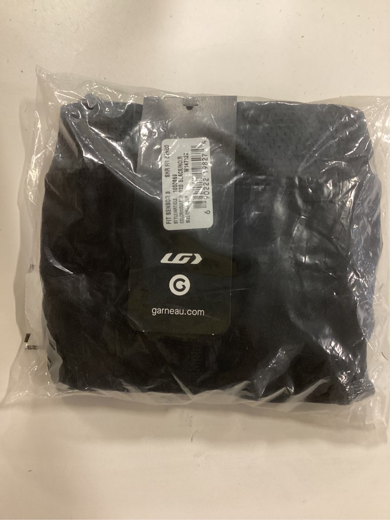 Condition photo showing New/Like New for Men's Garneau Fit Sensor 3 Cycling Shorts, Size: Medium, Black