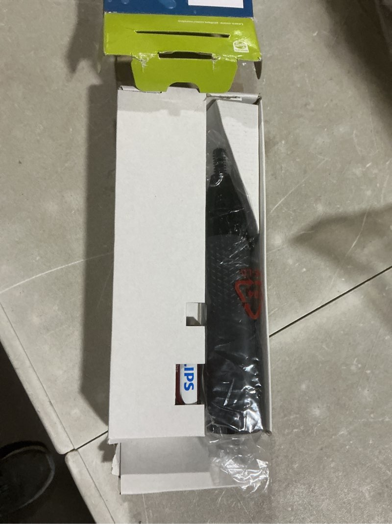 Condition photo showing New/Like New for norelco philips nose trimmer 3000, for nose, ears eyebrows, nt3600/62 latest version nose trimmer 3000