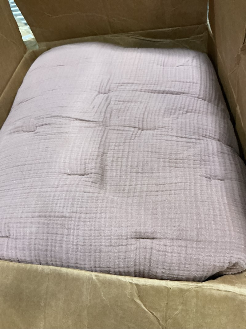 Condition photo showing As Is for organic cotton gauze dream quilt, king/cal king, fig