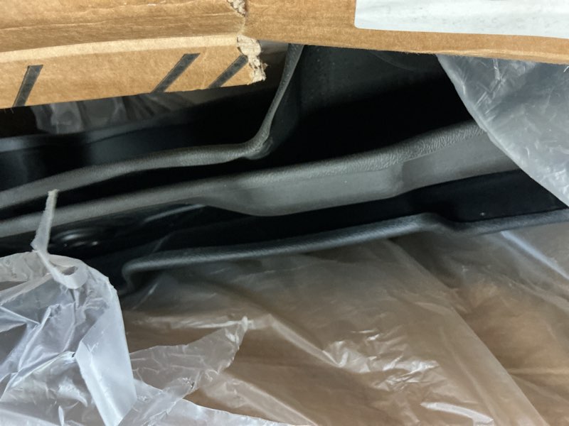Condition photo showing Good Condition for floor liners pau_0j5g938h