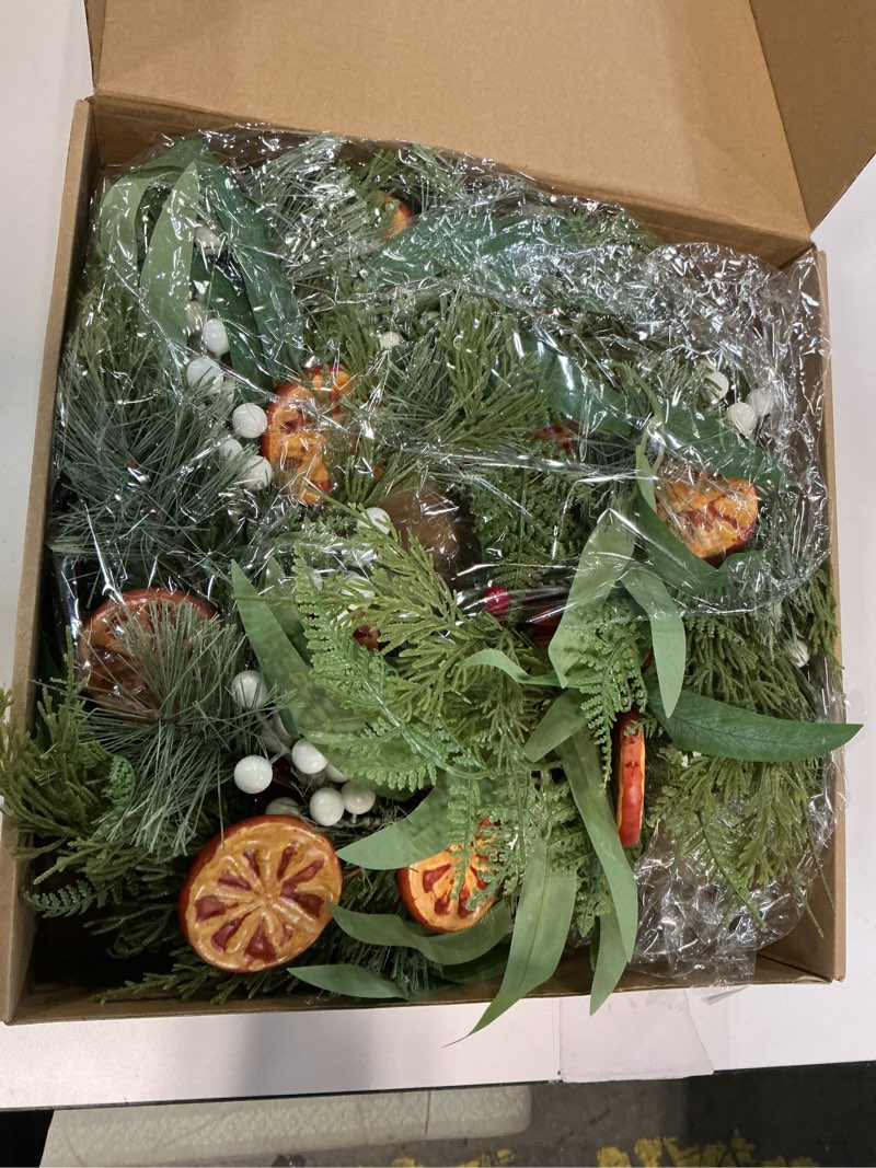 Condition photo showing Good Condition for DN DECONATION 24 Inch Christmas Wreath for Front Door, Outdoor Winter Berry Eucalyptus Wreath with Dried Orange Slices, White Beads for Holiday Home Decor Green and Orange 18in