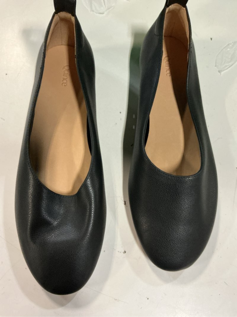 Condition photo showing Good Condition for italian leather glove ballet flat size 8 