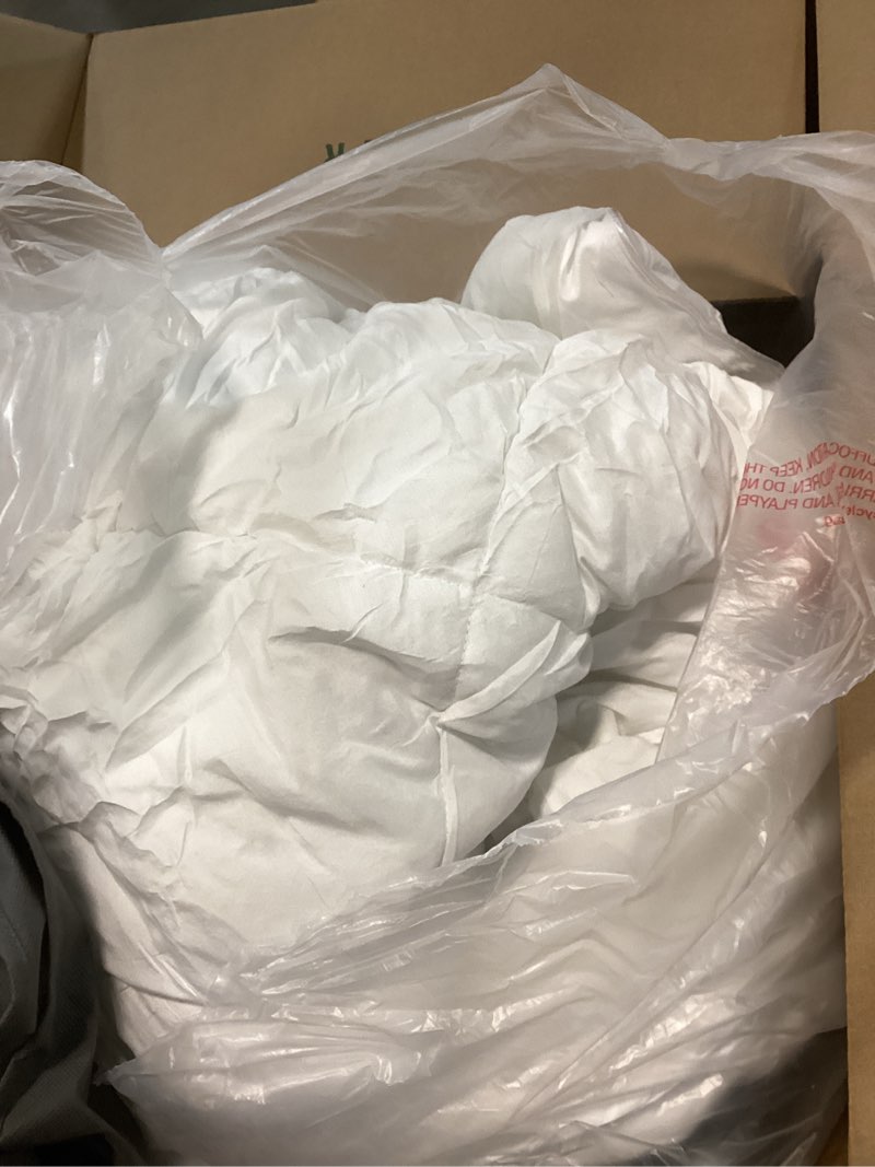 Condition photo showing As Is for Cozynight Soft Twin XL Size Comforter Duvet Insert-Lightweight Down Alternative Comforter-Fluffy&Breathable Diamond Stitched Reversible White Comforter(68"x92")