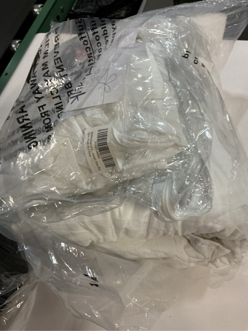 Condition photo showing As Is for botanical oversized bedspread queen size - leaves pattern stitching quilt set - elegant & fresh style bedding coverlets, reversible, lightweight, 5 piece, white white queen(102"x118")