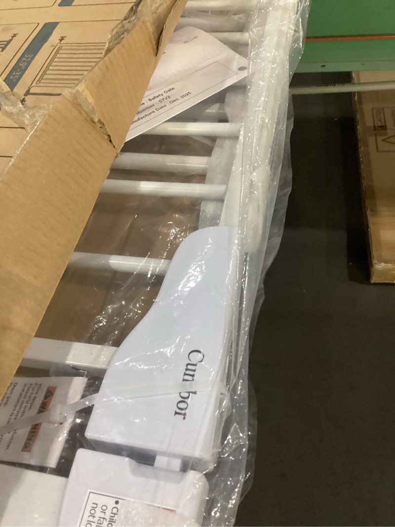 Condition photo showing New/Like New for regalo safety 29"-38.5" easy step baby gate, bottom of stairs & doorways