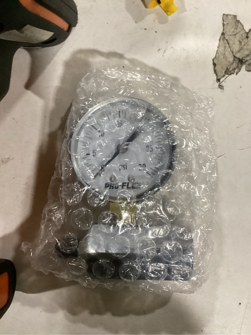 Condition photo showing As Is for PRO-FLEX 1/2-in CSST Brass Hex Test Gauge