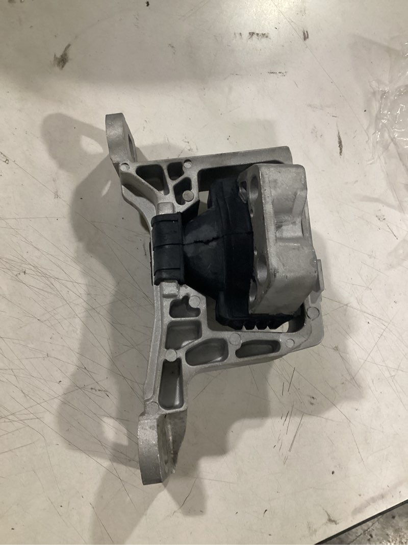 Condition photo showing Good Condition for front engine motor mount for ford focus 2012-2018 replaces av6z6038a a5646