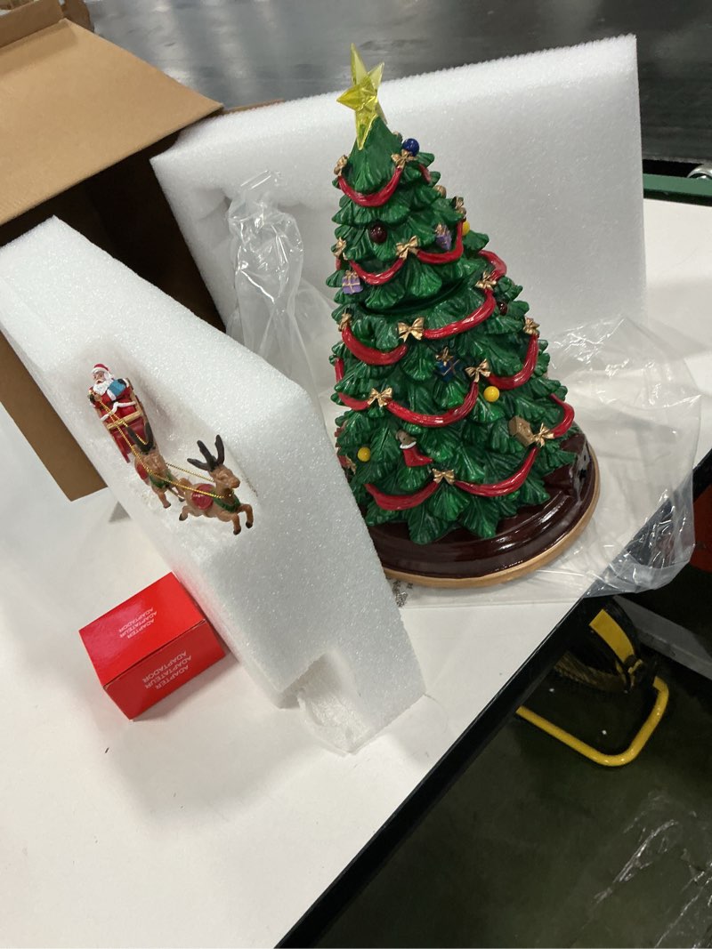 Condition photo showing Good Condition for Carole Towne Lighted Musical Trees in the Christmas Villages