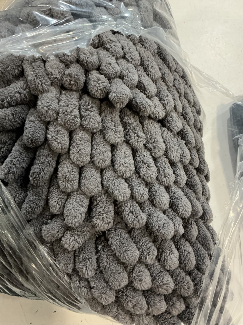 Condition photo showing New/Like New for freshmint large chenille bathroom rugs mat 36”x24”, non-slip bath mat for bathroom floor & bathtub, washable soft shower shag bath rugs, durable fluffy thick water absorbent microfiber shower mat,gray 2' x 3' (rectangular) grey