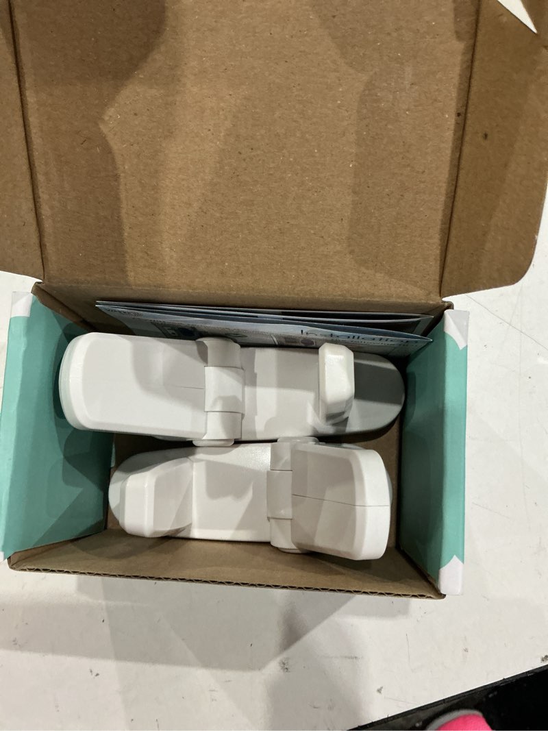 Condition photo showing Good Condition for door lever lock (2 pack) – prevents toddlers from opening doors – easy one-hand operation for adults – durable abs with 3m adhesive backing – no tools needed for install white