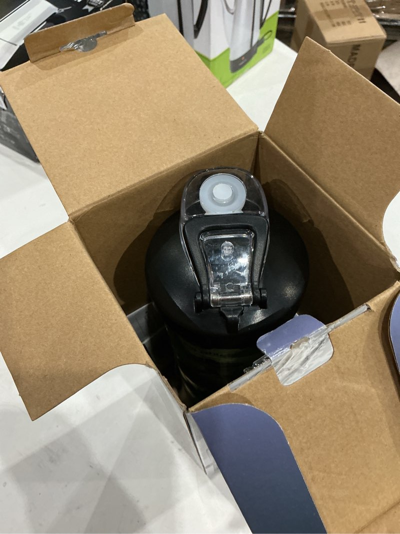 Condition photo showing Good Condition for ninja blast max, portable blender + twist & go, personal smoothie, blend, ice crush, 3 programs, cordless, 22 oz removable vessel, dishwasher safe, leakproof, navy, bc251nv