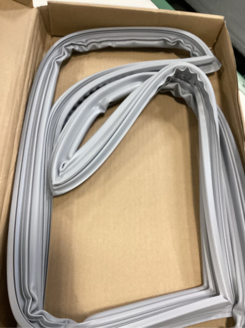 https://lotting-media.assets.bidfta.com/lotting_24ef93df-c0e8-421f-8f07-75a09cb658b4