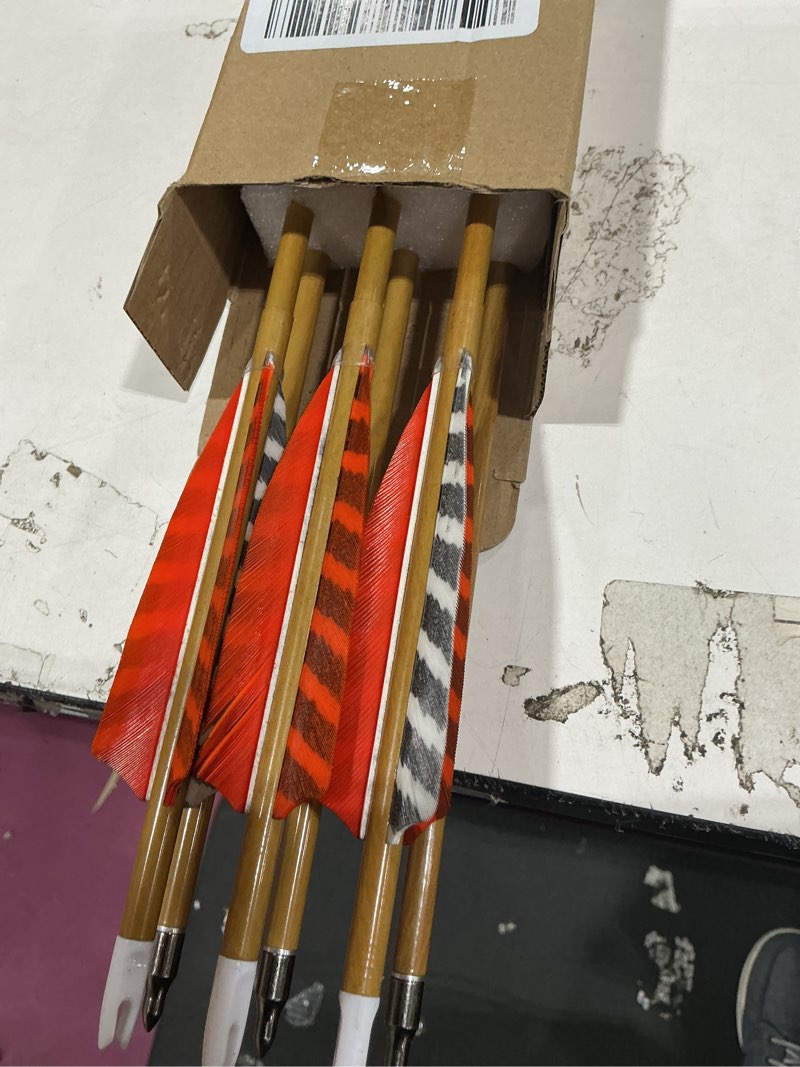 Condition photo showing New/Like New for elong 30" archery carbon arrows wood camo shaft spine 600/700 recurve bows turkey feather arrow 6pcs sp500
