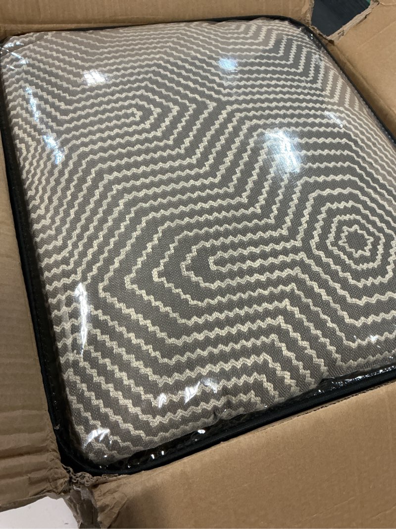 Condition photo showing New/Like New for madison park signature cozy comforter set - all season bedding combo filled insert and removable duvet cover, shams, decorative pillows, queen (92 in x 96 in), geometric grey 9 piece geometric grey queen(92"x96")