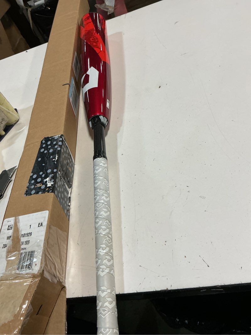 Condition photo showing Good Condition for demarini 2024 zoa (-10) 2 ¾” usssa baseball bats - 28", 29", 30", 31", 32", 33"