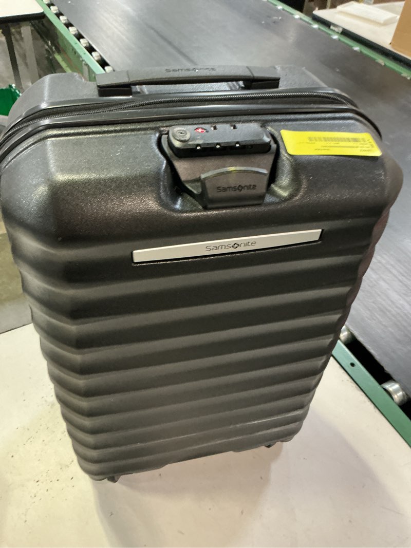 Condition photo showing As Is for samsonite ridgeway  1-piece luggage ( 1 piece only)