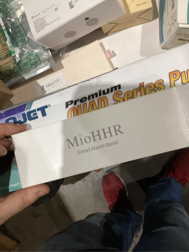 Condition photo showing Good Condition for miohhr solid stainless steel band compatible with apple watch 42mm (series 11 10), metal strap with soft tpu case for iwatch series 11/10 42mm women and men, gold gold 42mm (series 11 10)