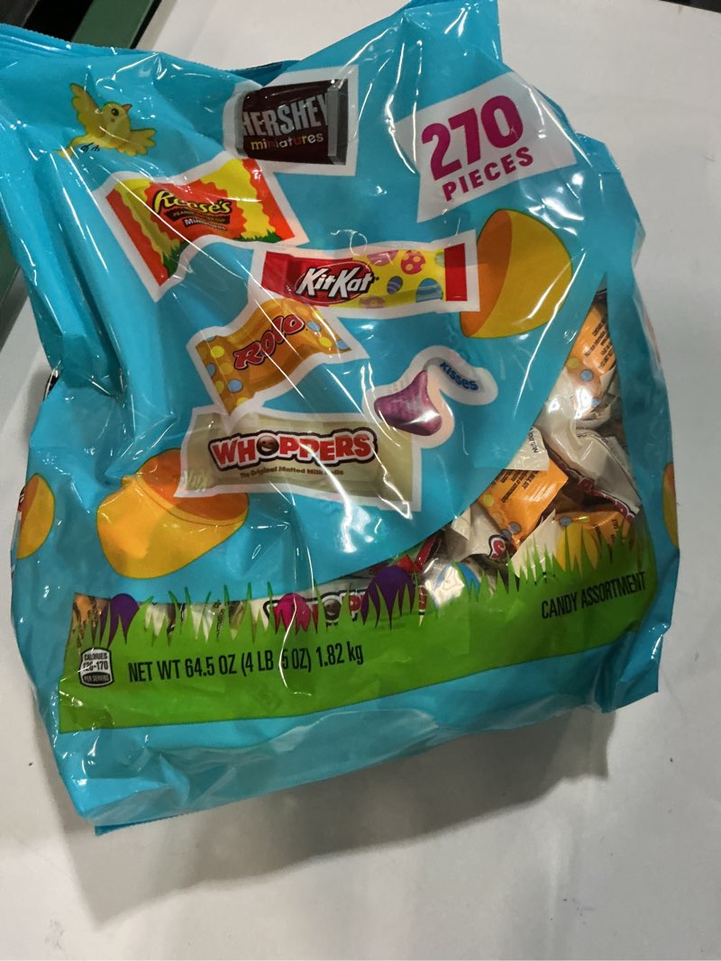 Condition photo showing New/Like New for (BBD:06/2026)Hershey Assorted Flavored, Easter Candy Bulk Bag, 64.5 oz (270 Pieces) 64.5 oz (Pack of 1)