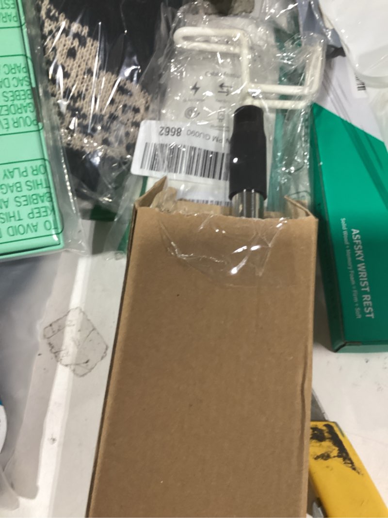 Condition photo showing New/Like New for 26 inches long dressing stick, fully adjustable dressing aid for shirts, shoes and socks, stainless steel material