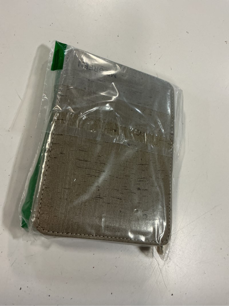 Condition photo showing Good Condition for mr.green manicure sets pedicure kits stainless steel nail clipper personal care tools with pu leather case (gray)